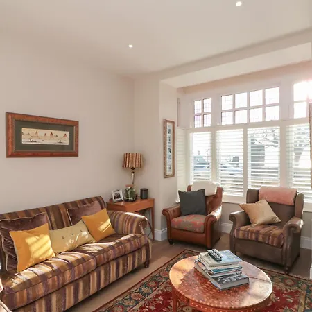 Mulgrave House Holiday home